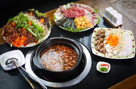 MÓN LẨU