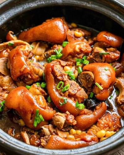 CHÂN GIÒ HEO HẦM TƯƠNG ĐẬU - TOKBOKKI
