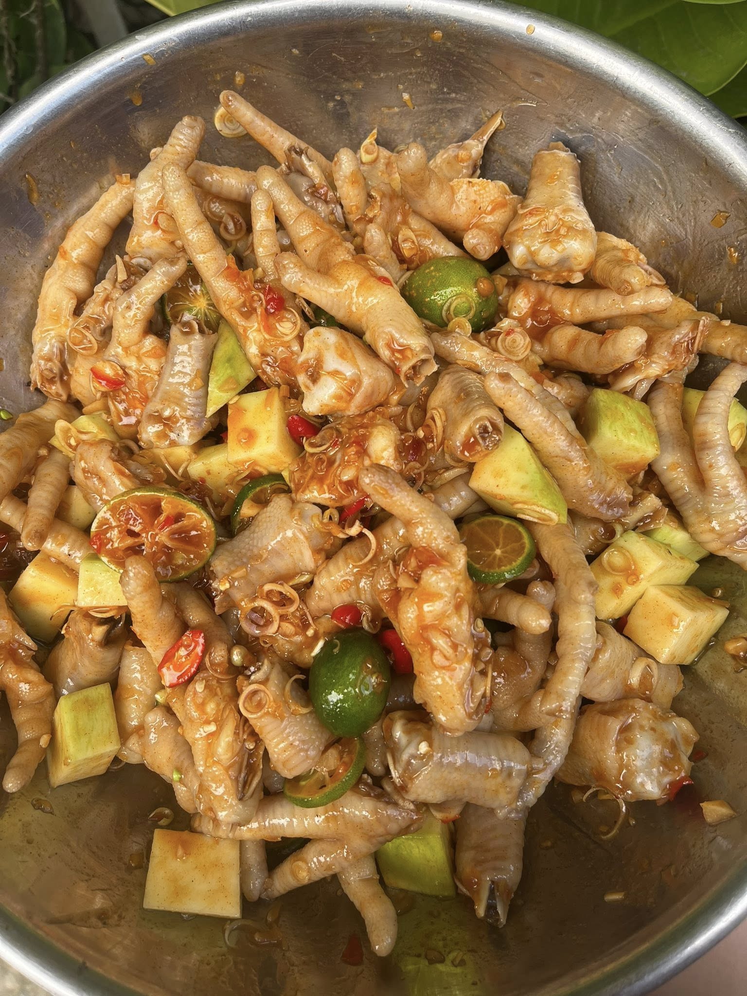 CHÂN GÀ SỐT THÁI