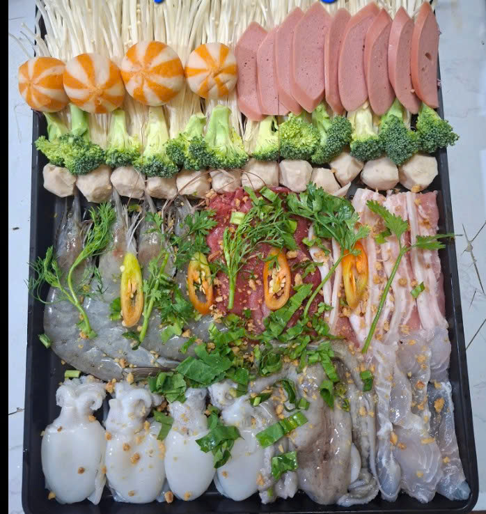 MÓN LẨU BUJA