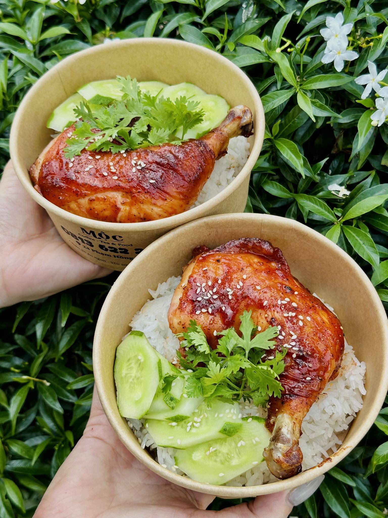 CƠM - MÌ - NUI