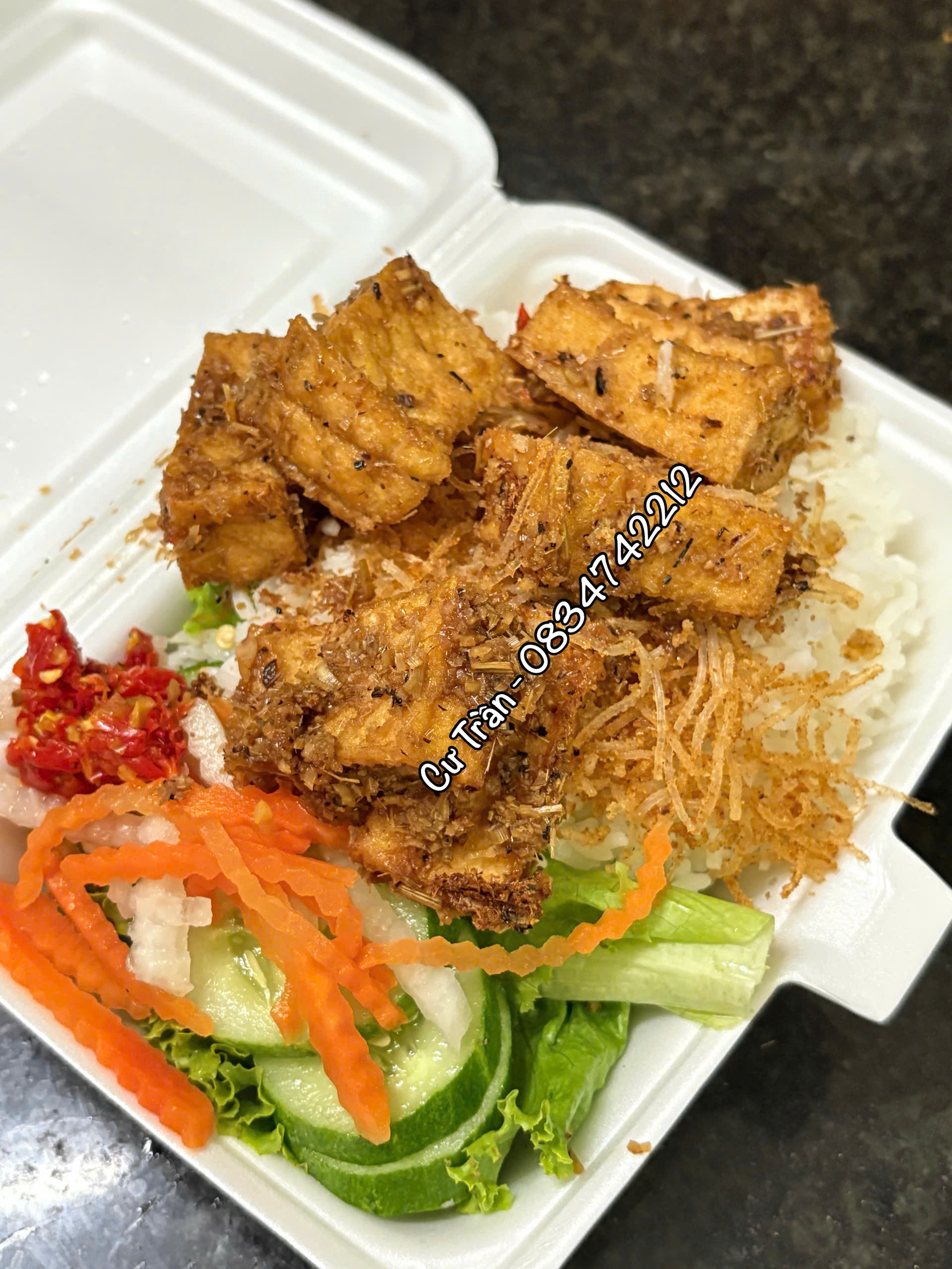 CƠM BÌ BA RỌI CHIÊN SẢ CHAY
