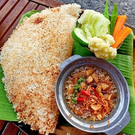 CƠM CHÁY - CƠM CHIÊN