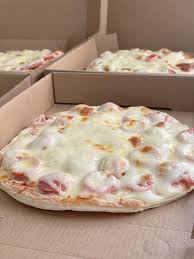 PIZZA XÚC XÍCH GÀ KHÓM