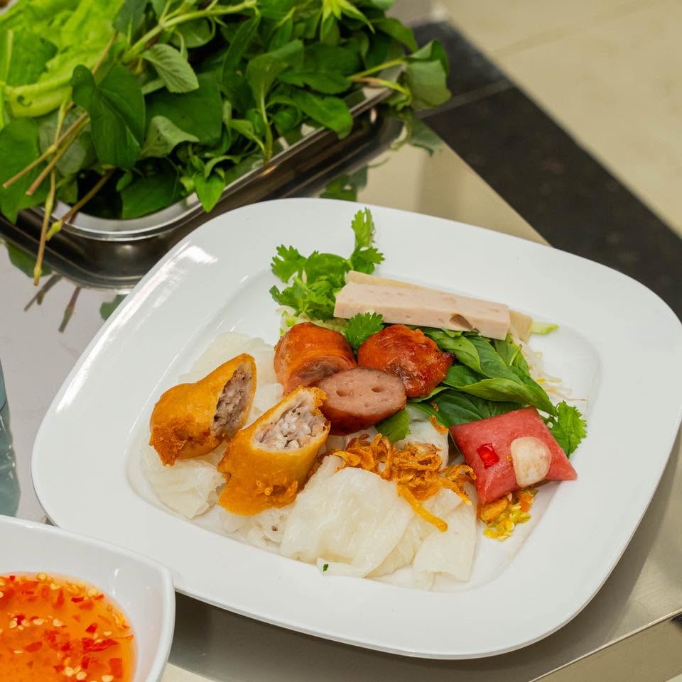Bánh Ướt 62