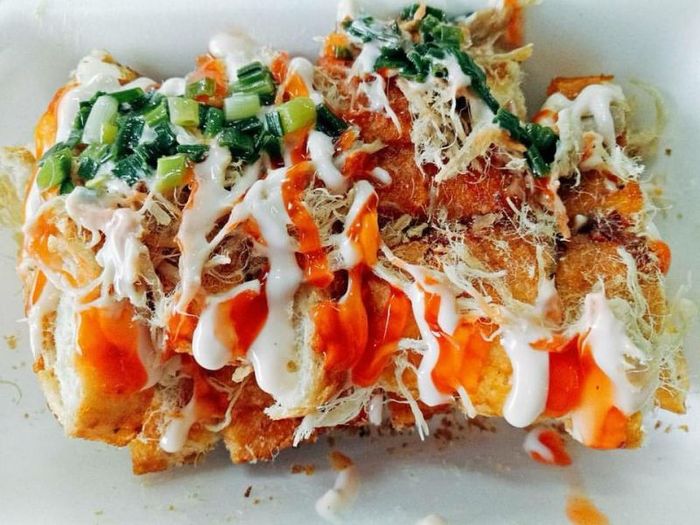 Bánh Mì Nướng Muối Ớt 174 NTT