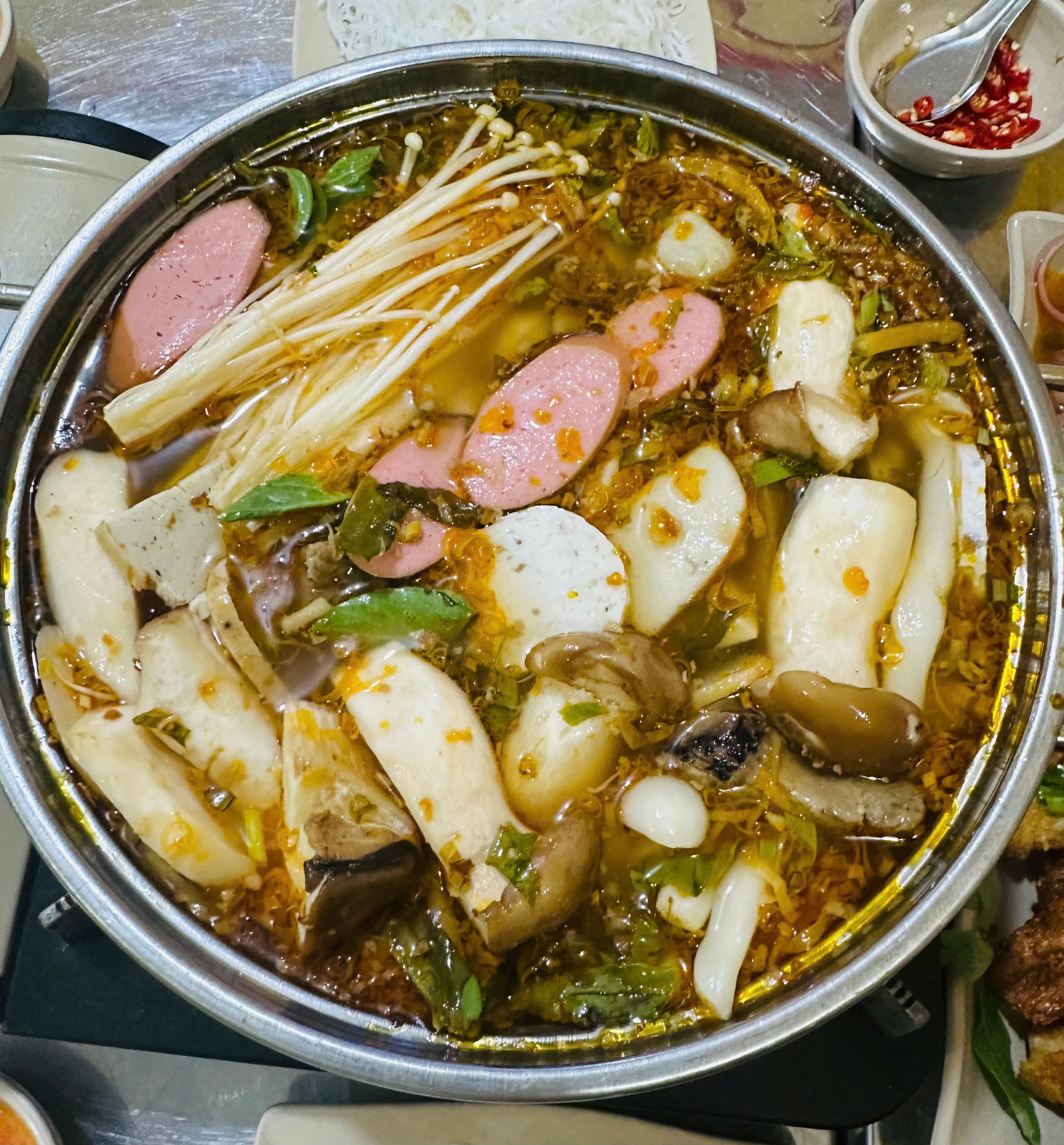LẨU CHAY