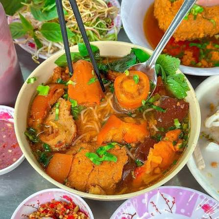 BÚN RIÊU