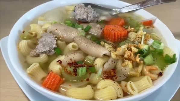 BÁNH CANH NUÔI