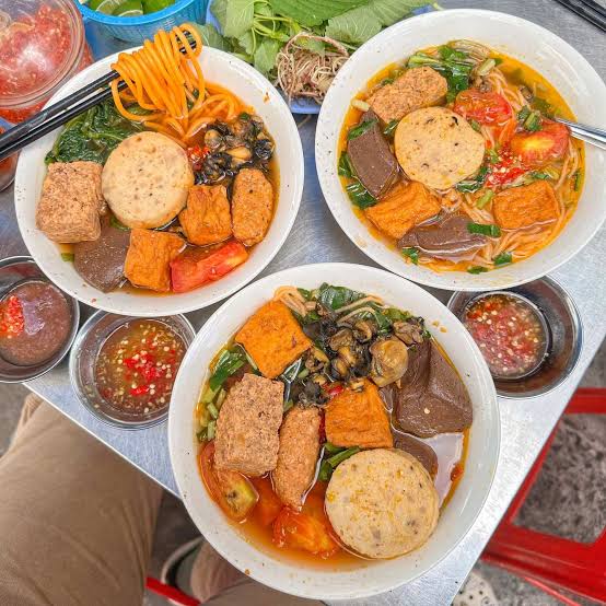 BÚN RIÊU
